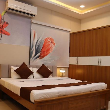 Dcasa Apartment Hotel Hyderabad Exterior foto