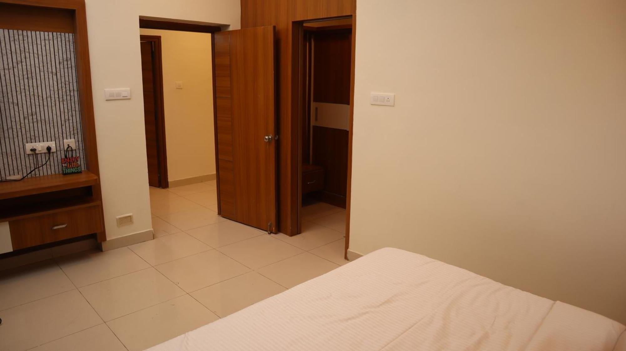 Dcasa Apartment Hotel Hyderabad Exterior foto