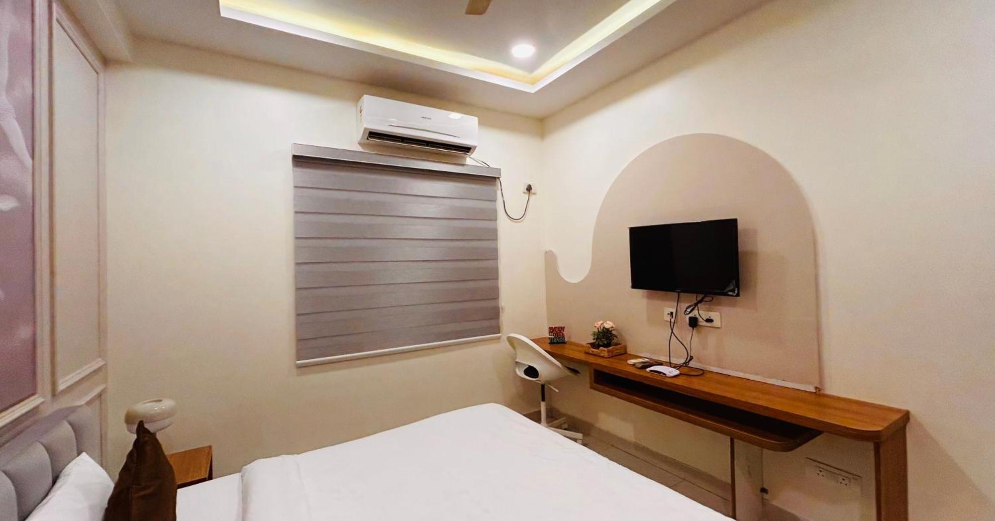 Dcasa Apartment Hotel Hyderabad Exterior foto